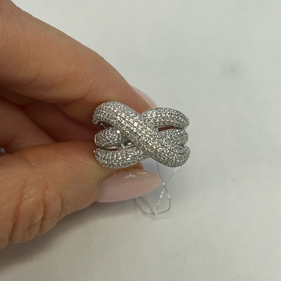 Suzy Levian Sterling Silver Pave White CZ Ring NWT - Picture 2 of 7